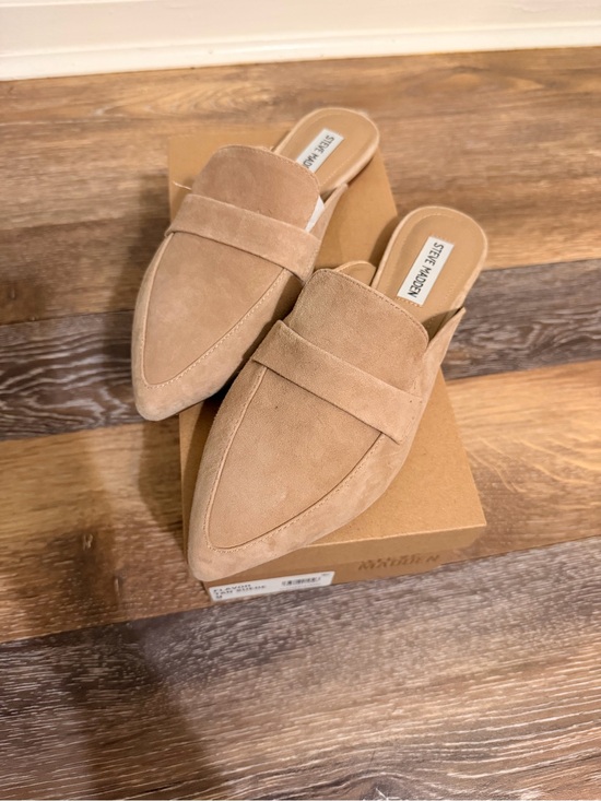 Steve Madden Shoes - Steve Madden Beige Suede Pointed Mule Loafer